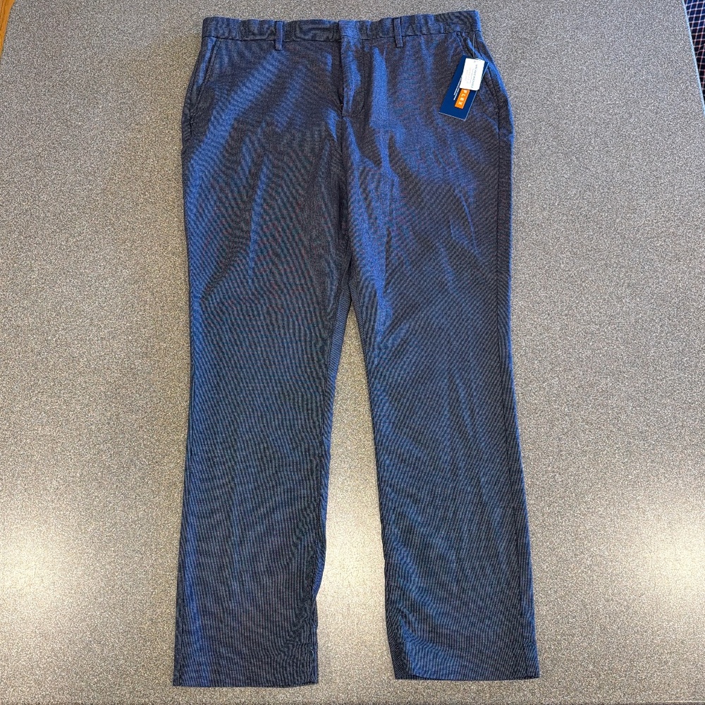 NWT Men’s Old Navy Slim Chino 38x30